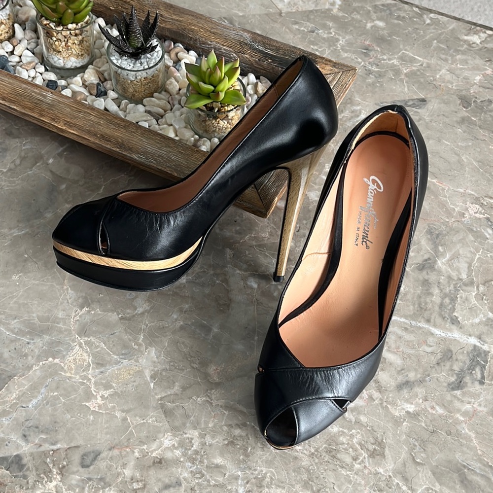 Gianni Ferrante Leather Vero Couio Peep Toe Platform Heels